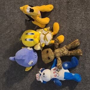 Vintage 1998 Tweety Bird Angel  Wings Looney Tunes Plush Warner Bro random plush